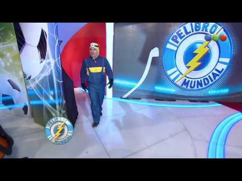 Sanchez Minion canta Penumbras de Roberto Sanchez - Peligro Mundial