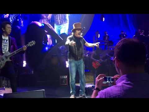 Zucchero feat. Hotei - Il Mare Impetuoso Al Tramonto Salì Sulla Luna E Dietro Una Tendina Di Stelle