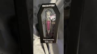 Draculaura Raspberry Scented Lip Gloss #monsterhigh #draculaura #lipgloss #adorable #cute #shorts