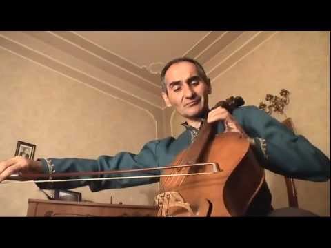 Armenian Songs - Komitas Vardapet: Chinar Es (You Are a Plane Tree)