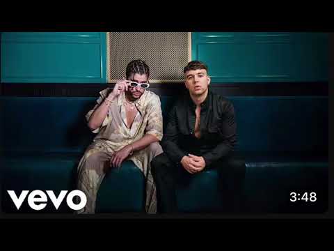 Quevedo, Bad Bunny, Anuel AA,Myke Towers - MIRAME