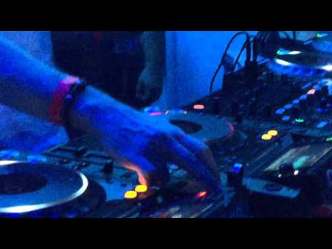 Nick Warren plays Tuesday Maybe - Never Get Out of the Boat 2016