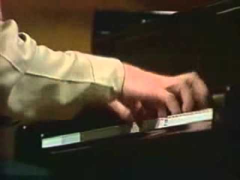 Ivo Pogorelich - Chopin polonaise op.44