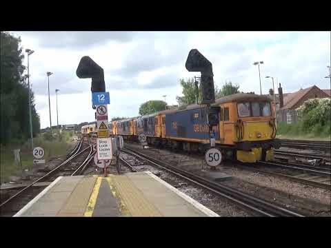 A CONVOY OF 6 LOCOS ARRIVING AT TONBRIDGE WEST YARD 27/08/21