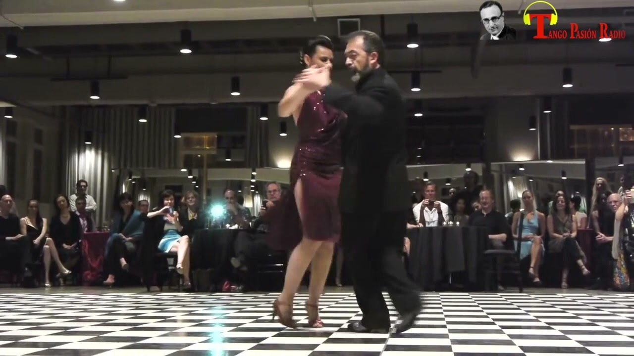 Video thumbnail for CON TUS BESOS Edgardo Donato - Horacio Lagos Ballano: Gustavo Naveira - Giselle Anne