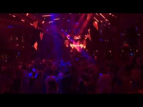 Neverdogs plays "Neverdogs & Franz Costa - Only Girls In The Booth" [Snatch!] @ Music On Ibiza