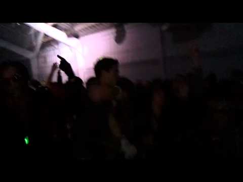 BUL!M!ATRON live @ Love Groove 2011 - Replica (Main Drop)