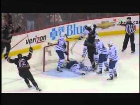 Hurricanes - Maple Leafs Highlights (12/29/11)