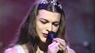 MILLA JOVOVICH - 19 - SINGS - 1995 - VOB