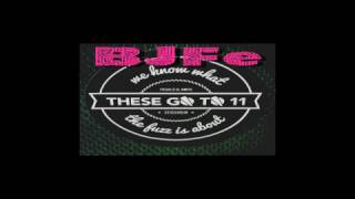 Video thumbnail for BJFE Sparkle Face Fuzz by Shredus Studios