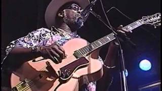 Taj Mahal, Flávio Guimarães e André Christovam - Blues ain't nothin' - Heineken Concerts 2000