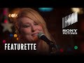 Ricki And The Flash Music Featurette - 'Drift Away ...