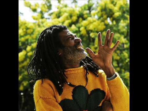 spraggy hail the king