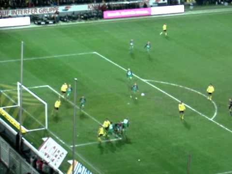 Großchance für den BVB, aber Wiese klärt souverän