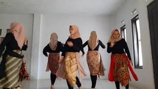 Download lagu Tari Talak Tilu mp3