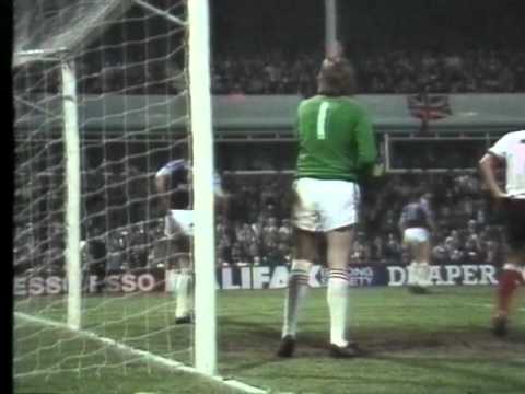 1981 League Cup Final Replay. Liverpool v West Ham. Villa Park.