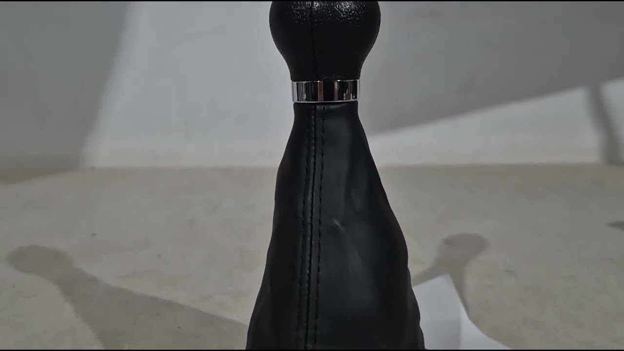 Volkswagen Caddy 2004-2010 гг. Ручка КПП с чехлом (6-ступенчатая) Video 1