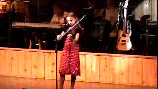 Tori Fredrick playing Boil the Cabbage Down at the Kentucky Opry