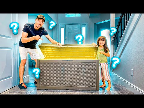 BAÚ GIGANTE PARA NOSSA PISCINA - Família Brancoala em Orlando EUA