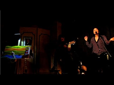 YOLANDA YONE - LA BAHÍA