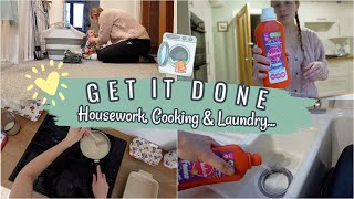 CLEAN WITH ME UK | MUM OF 2 GET IT DONE: Housework, Cooking & Laundry | REALISTIC Clean With Me 2022