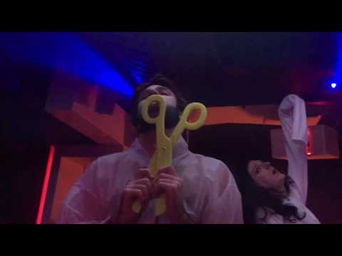 THE GLITZ GIRLZ SHOW "Violently Happy" - Björk