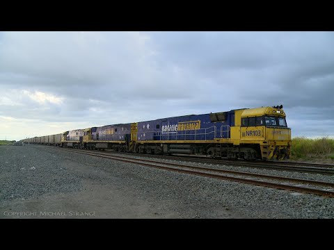 1MP2 Pacific National Steel & Container Train  (18/10/2020) - PoathTV Australian Railways
