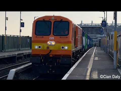 Retro Irish Rail 201 Class Loco 220 + IWT Liner - Drumcondra (18/3/25)