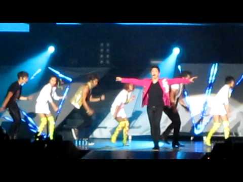 111119 2PM Singapore Hands up Asia Tour - I Was Crazy About You + Tired Of Waiting