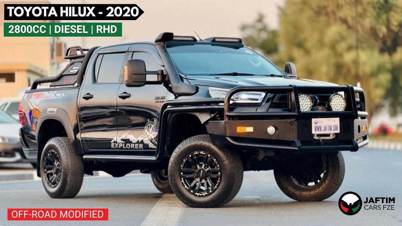 Toyota Hilux HEAVY OFF ROAD MODIFIED | BULL BAR WITH FOCUSED LIGHTS | DOUBLE CABIN | POWER SEATS | AUTO | 2020 video
