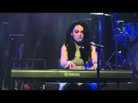 Sarah Crummy - Easy (The Commodores)