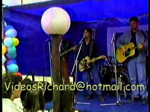 Me Eleve   Pedro Suarez Vertiz en Gorrión