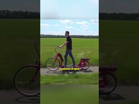 Inventaram uma bicicleta que funciona caminhando 😳 #curiosidades