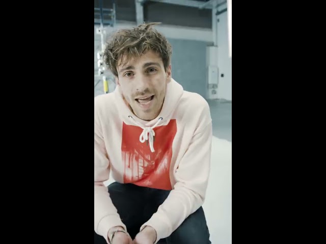 Video zu 'Schmeiss Mein Leben Auf Den Müll' ansehen