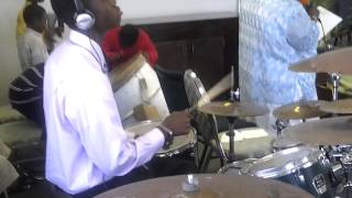 Donald Brown da drummer