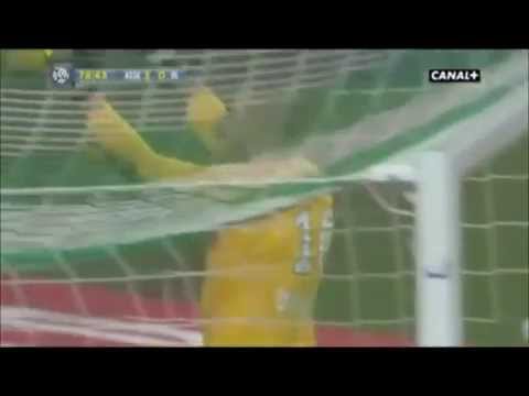 Penalty de Lacazette face à Ruffier