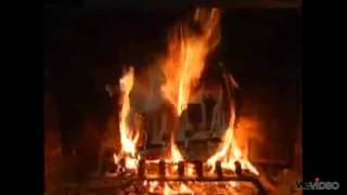 Brenda Lee - Christmas Will Be Just Another Lonely Day (Fireplace)