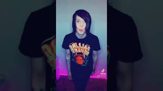 Download lagu Falling In Reverse - Losing My Life TikTok mp3