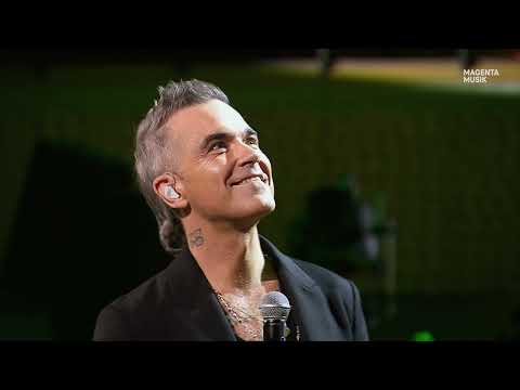 Robbie WIlliams feat. Orchester der Neuen Philharmonie Frankfurt - Telekom Street Gigs - 15.11.2022