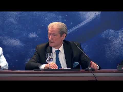 ‘”Shkrirja” e reformës, në dorë të Gjin Gjonit/ Premtimi i Berishës, drejtësinë ish gjyqtarit të vet