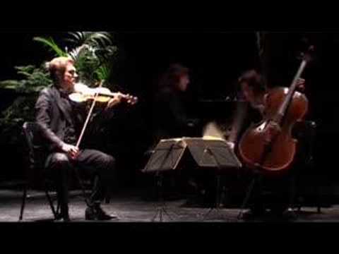 Schubert à Tautavel avec le Trio Capuçon