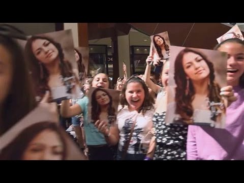 YouTube's Bethany Mota Redefines Being a Celebrity