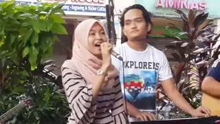 Download lagu aku yang tersakiti-awek cun feat Busker campur(Ap caliph kodoxs) mp3