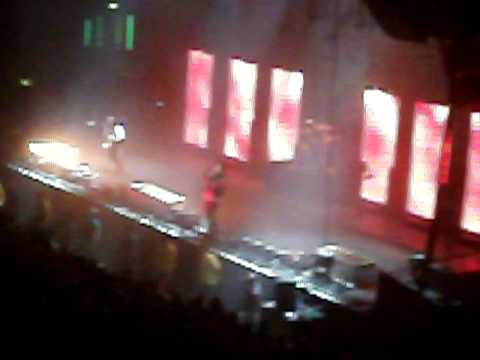 Last Resort - Papa Roach, Live @ Wembley Arena