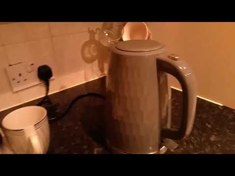 Russel Hobbs cordless kettle review