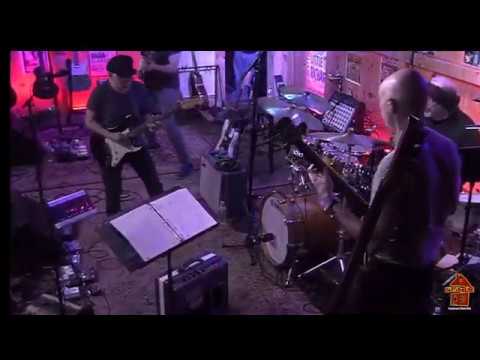 Phil Keaggy, Tony Levin, Jerry Marotta | I Shall Not Be Moved (The Bucket List Live Daryl's House)