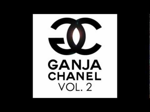 Entics- Spegni Le Luci - (Feat Reverendo)