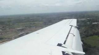 preview picture of video 'APPROACH AND LANDING ARAUCA SKUC (COLOMBIA)'
