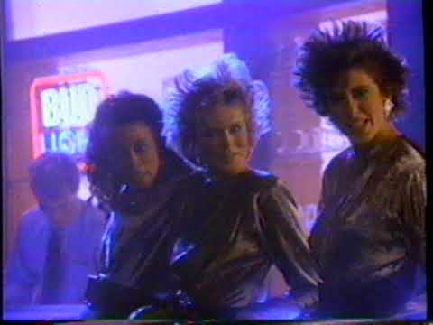 1987 Bud Light "Spuds MacKenzie" 1st TV Commercial
