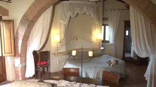 preview picture of video 'Il Cardo Resort - Anghiari - Toscana - Le nostre camere'
